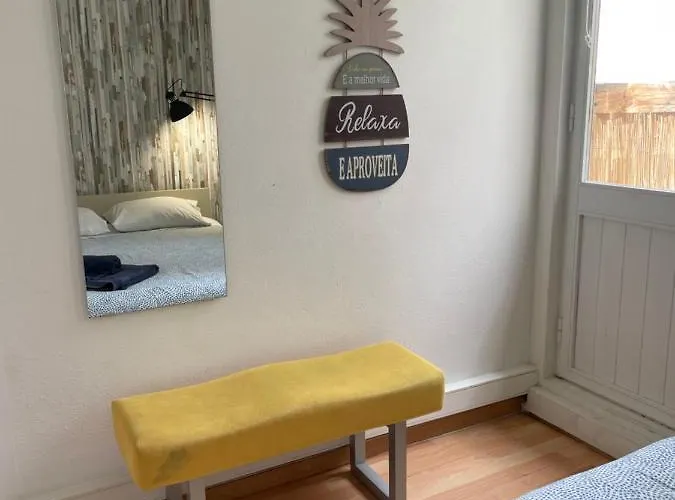 Pensionat Wine Cascais